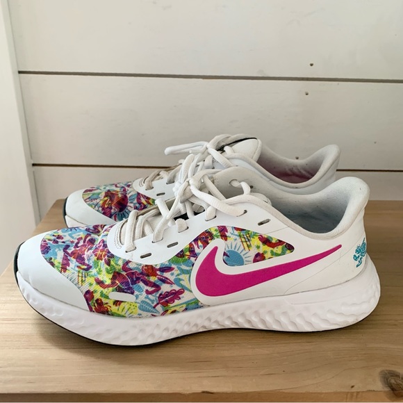 Nike Revolution 5 Multicolored Fable Gymshoe Youth 6 - Picture 3 of 10